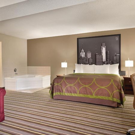 Super 8 By Wyndham Chambersburg I-81 Hotell Exteriör bild