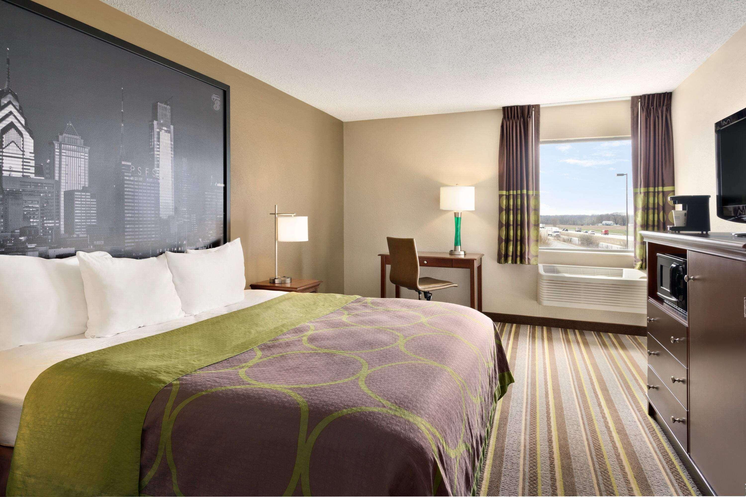 Super 8 By Wyndham Chambersburg I-81 Hotell Exteriör bild