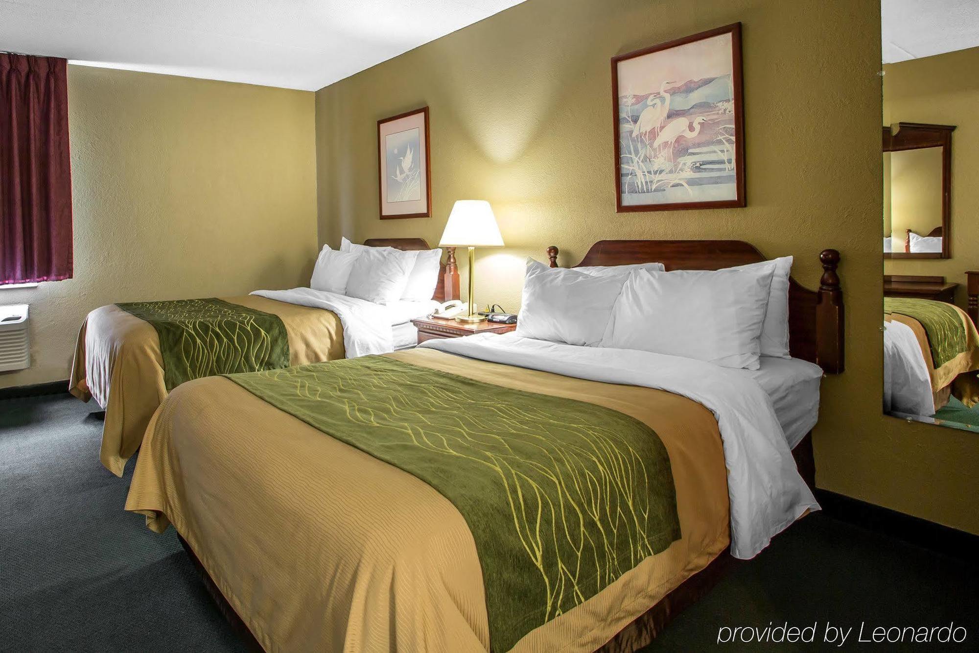 Super 8 By Wyndham Chambersburg I-81 Hotell Exteriör bild