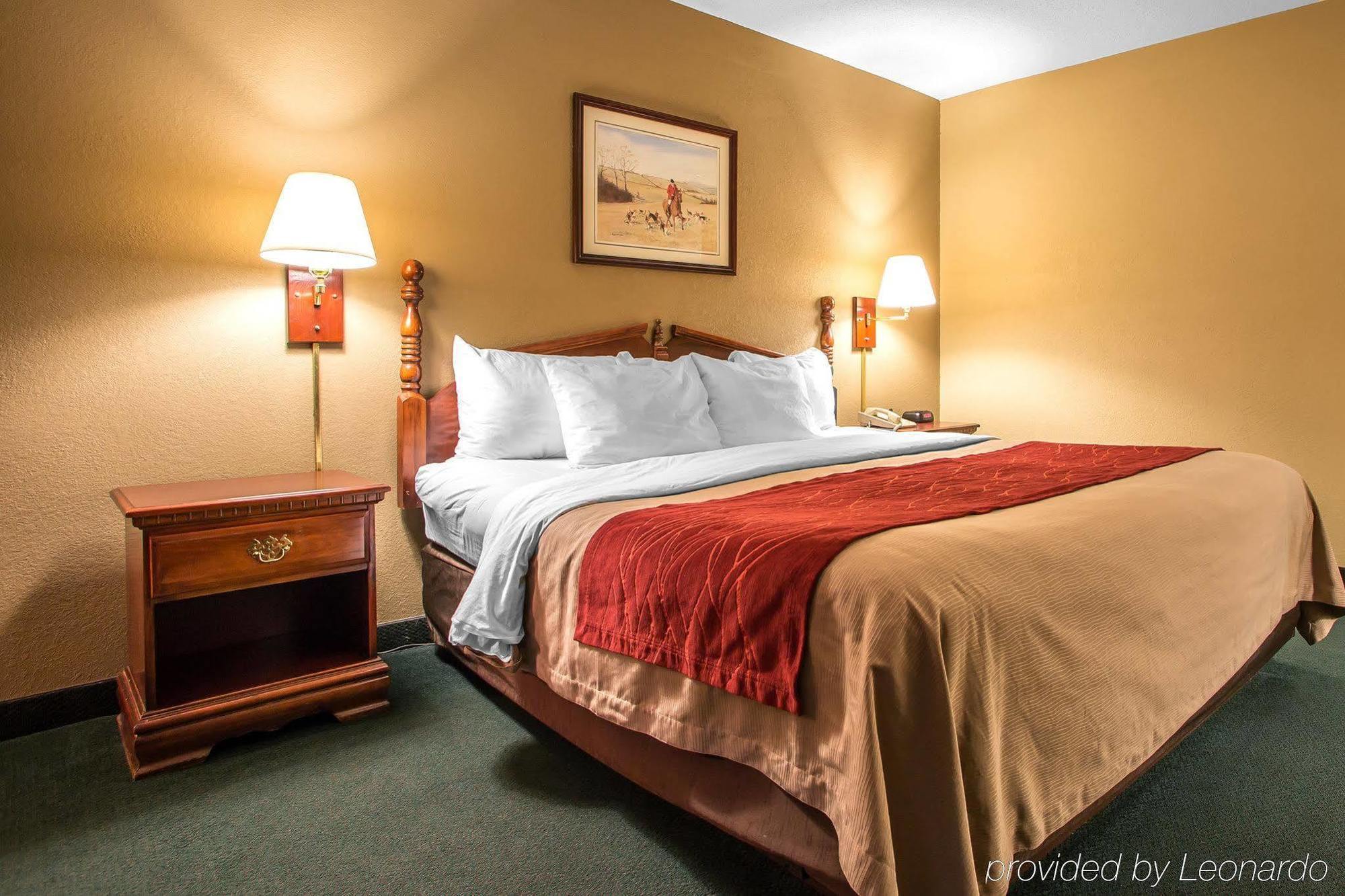 Super 8 By Wyndham Chambersburg I-81 Hotell Exteriör bild