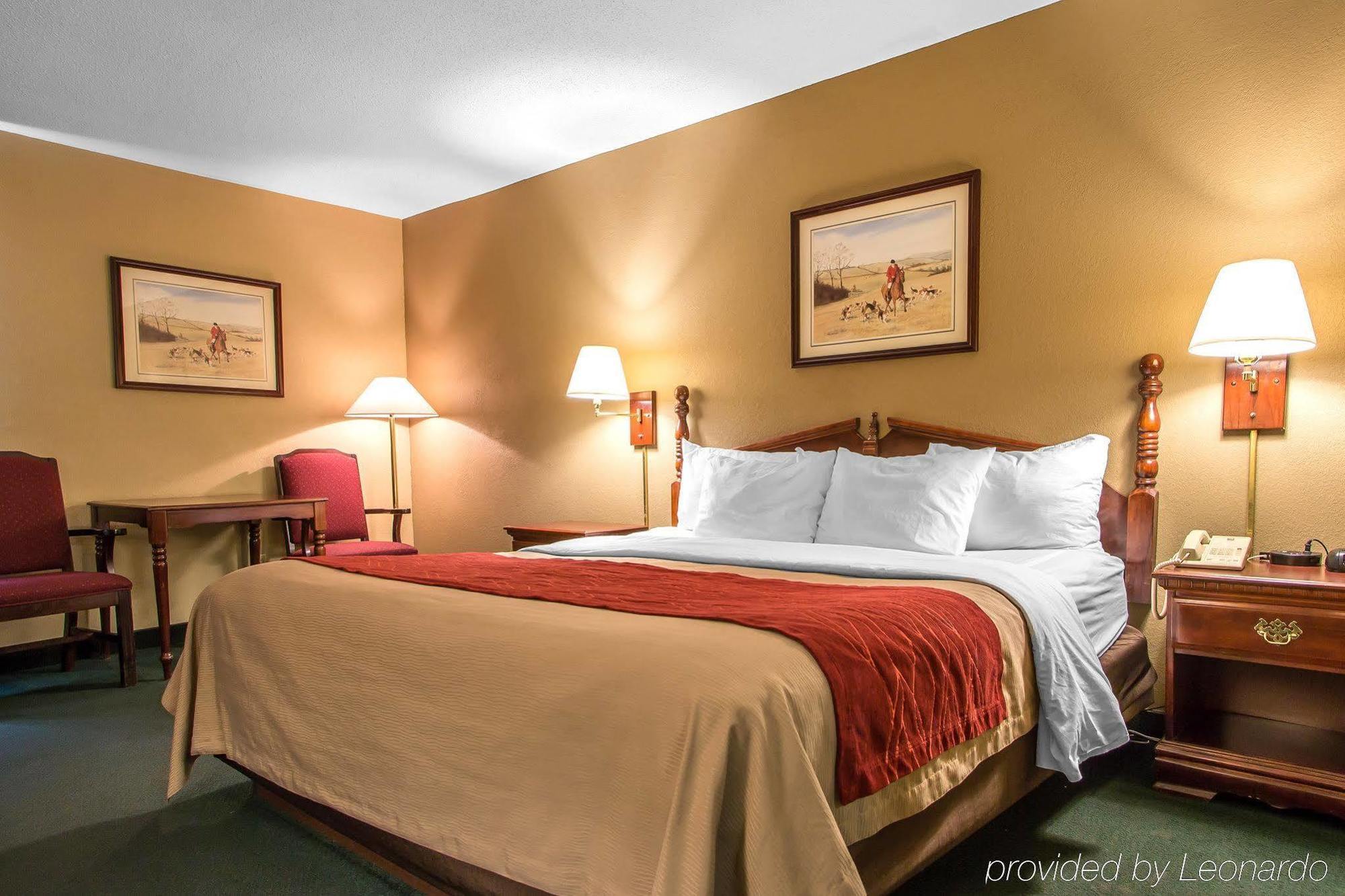 Super 8 By Wyndham Chambersburg I-81 Hotell Exteriör bild