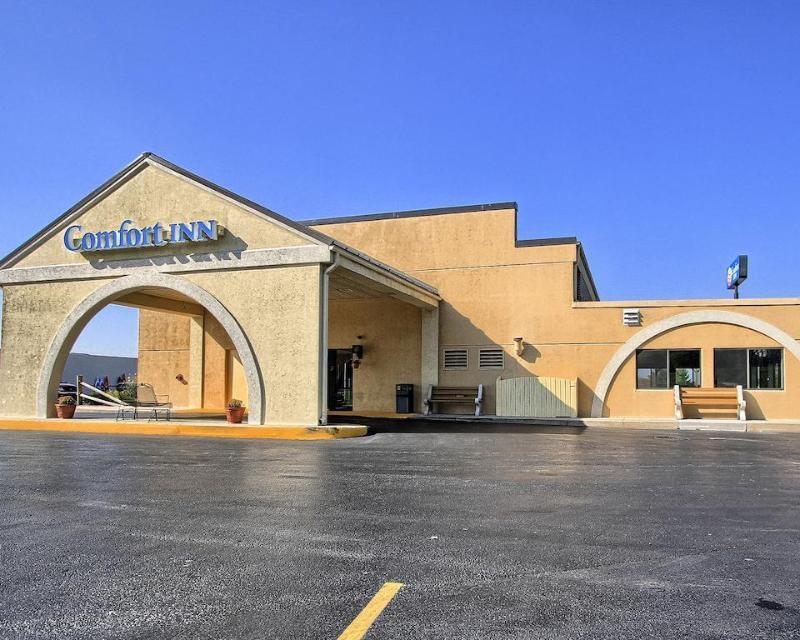 Super 8 By Wyndham Chambersburg I-81 Hotell Exteriör bild